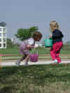 web_20030405-10bethhuntradar.JPG (52858 bytes)