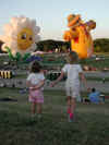 web_20050916-053girlswatch.JPG (57971 bytes)